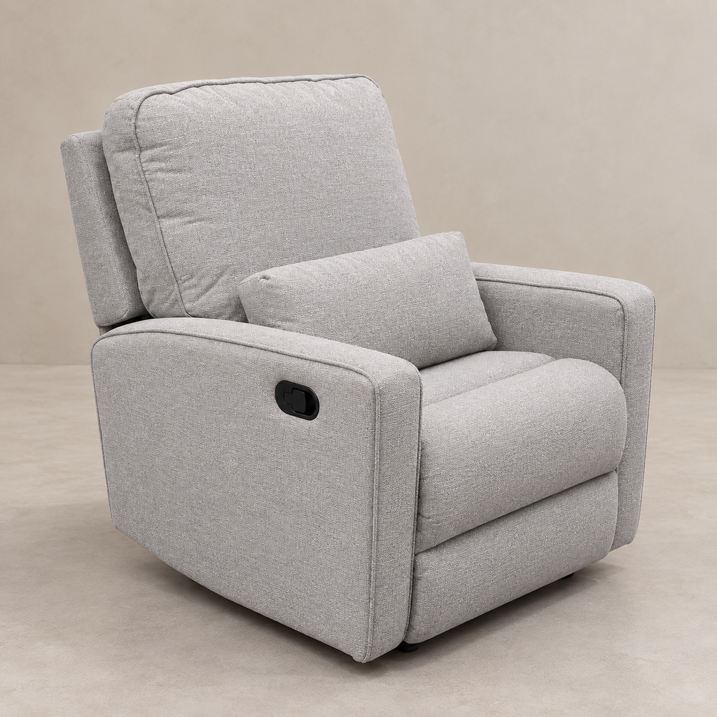 Sillón Reclinable Milán color Ivory con reposapiés integrado cerrado