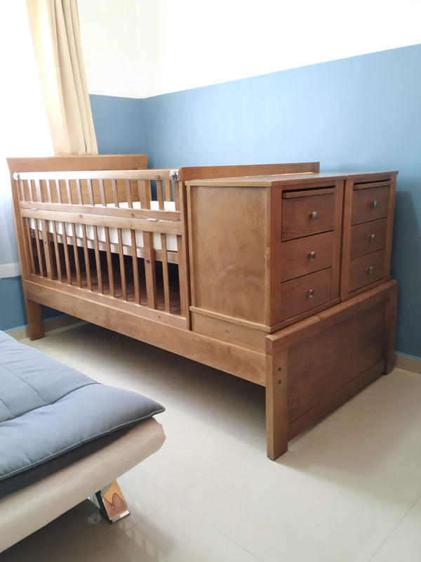 Cama-Cuna Lugano | Cuna Premium de Madera Maciza con Burós de Lujo